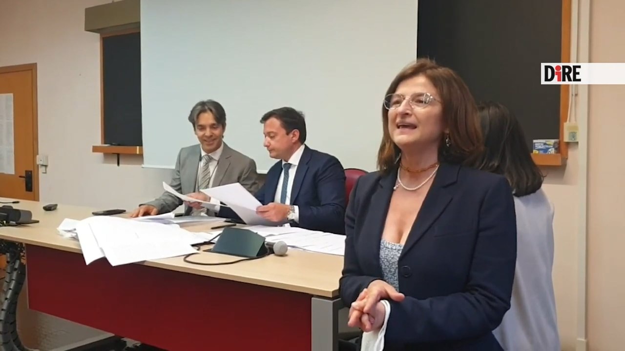 Scuola, firmata la costituzione della fondazion...