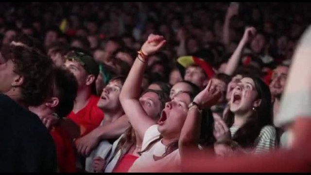 Mondiali, la gioia dei tifosi del Belgio dopo la rimonta sul Senegal