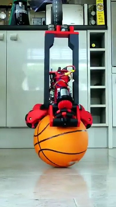 This Robot Doesn’t Walk… It Balances on a Basketball.