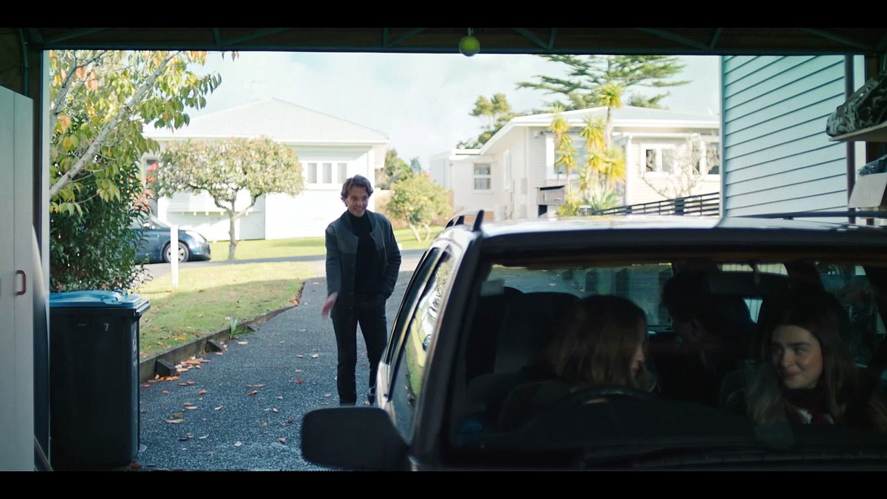 MS X 2026 NZ S01E01