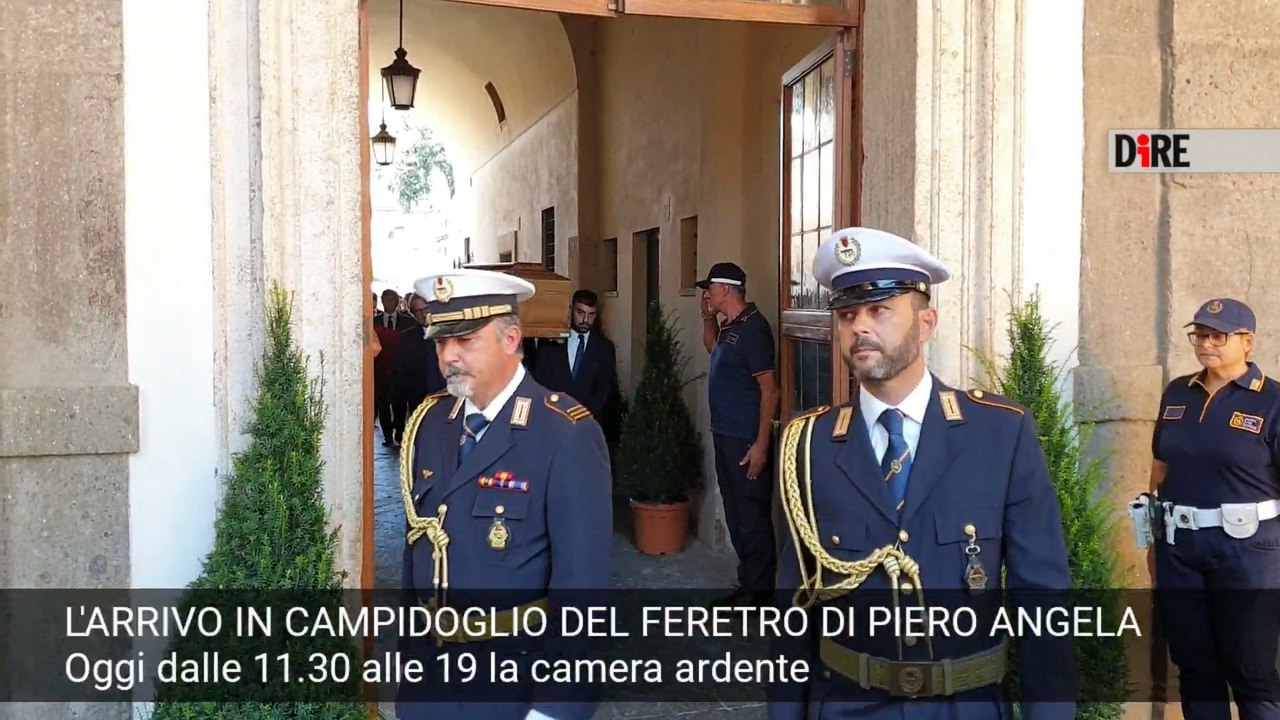Il feretro di Piero Angela arriva in Campidgolio