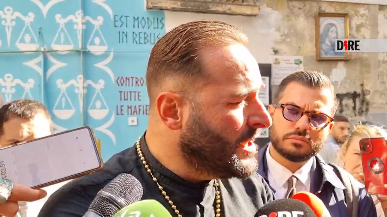 I genitori di Ugo Russo, 15enne ucciso da un carabiniere a Napoli, chiedono giustizia