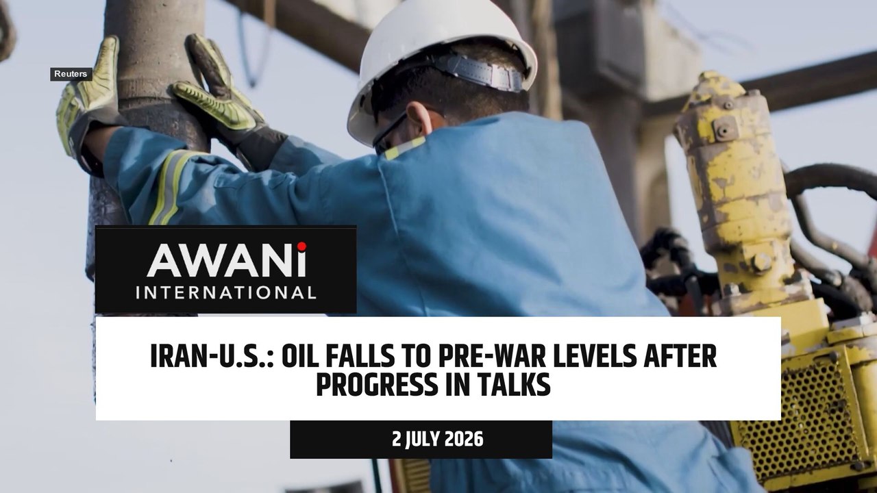 Oil falls to pre-conflict levels after progress in talks