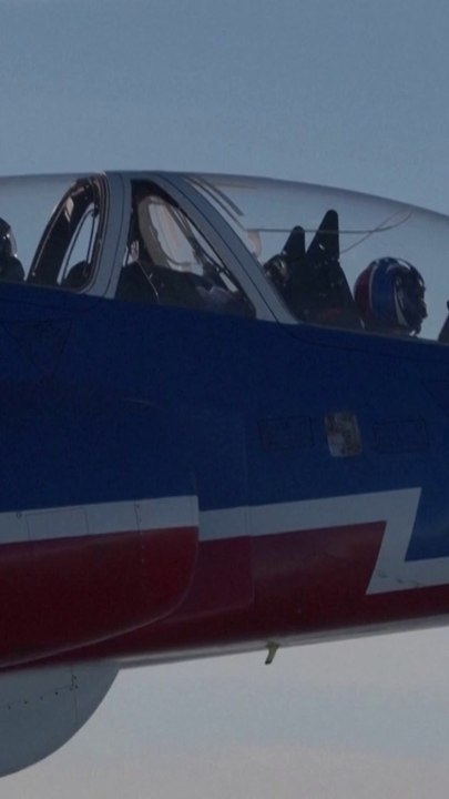 French jets soar over NY for America's 250th anniversary