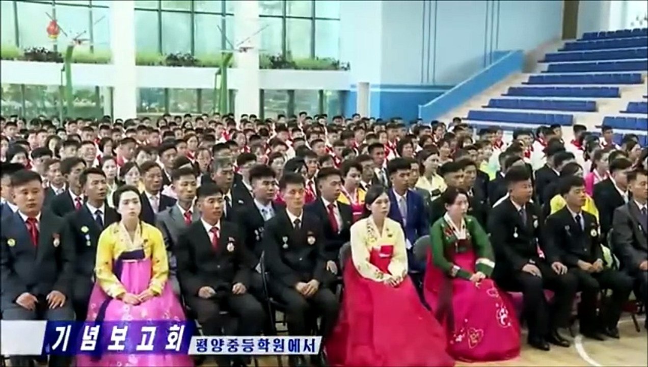 Realizado ato comemorativo pelo 10º aniversário da orientação de campo do estimado pai Marechal Kim Jong Un à Escola Secundária de Órfãos de Pyongyang
