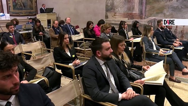 Il rapporto Censis-Tendercapital: il lavoro al centro, l'85% degli italiani teme per il futuro