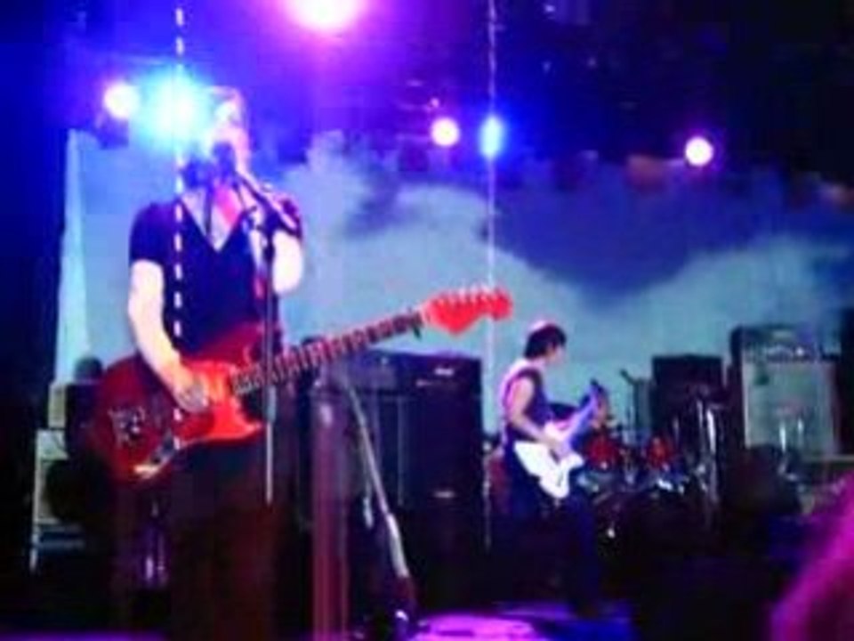 My Bloody Valentine "Only Shallow" Live 2008