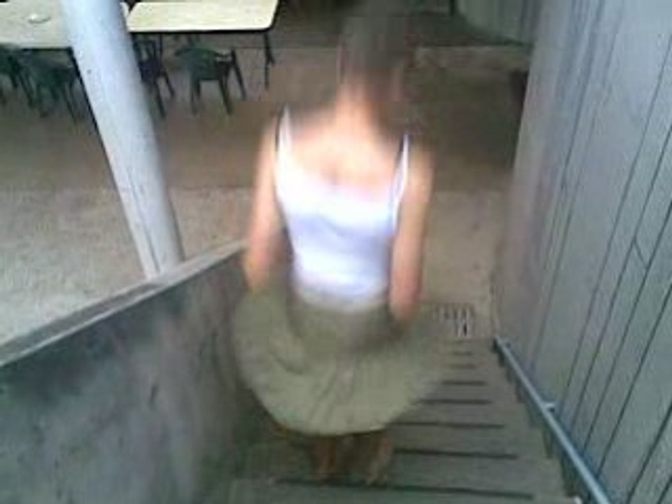 Xav en mode descente des escaliers