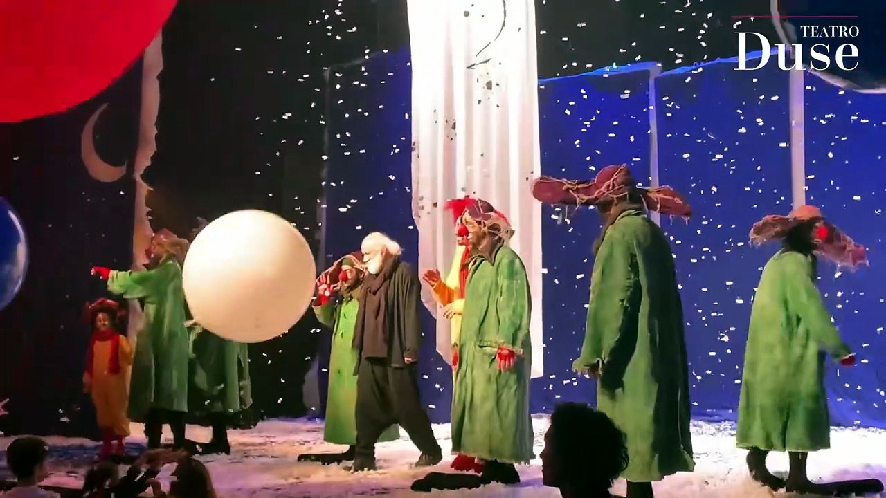 VIDEO | Al Duse di Bologna 7 serate sold out per la magia di Slava's Snowshow