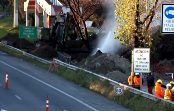 Escape de gas en la autopista Dellepiane CORTO