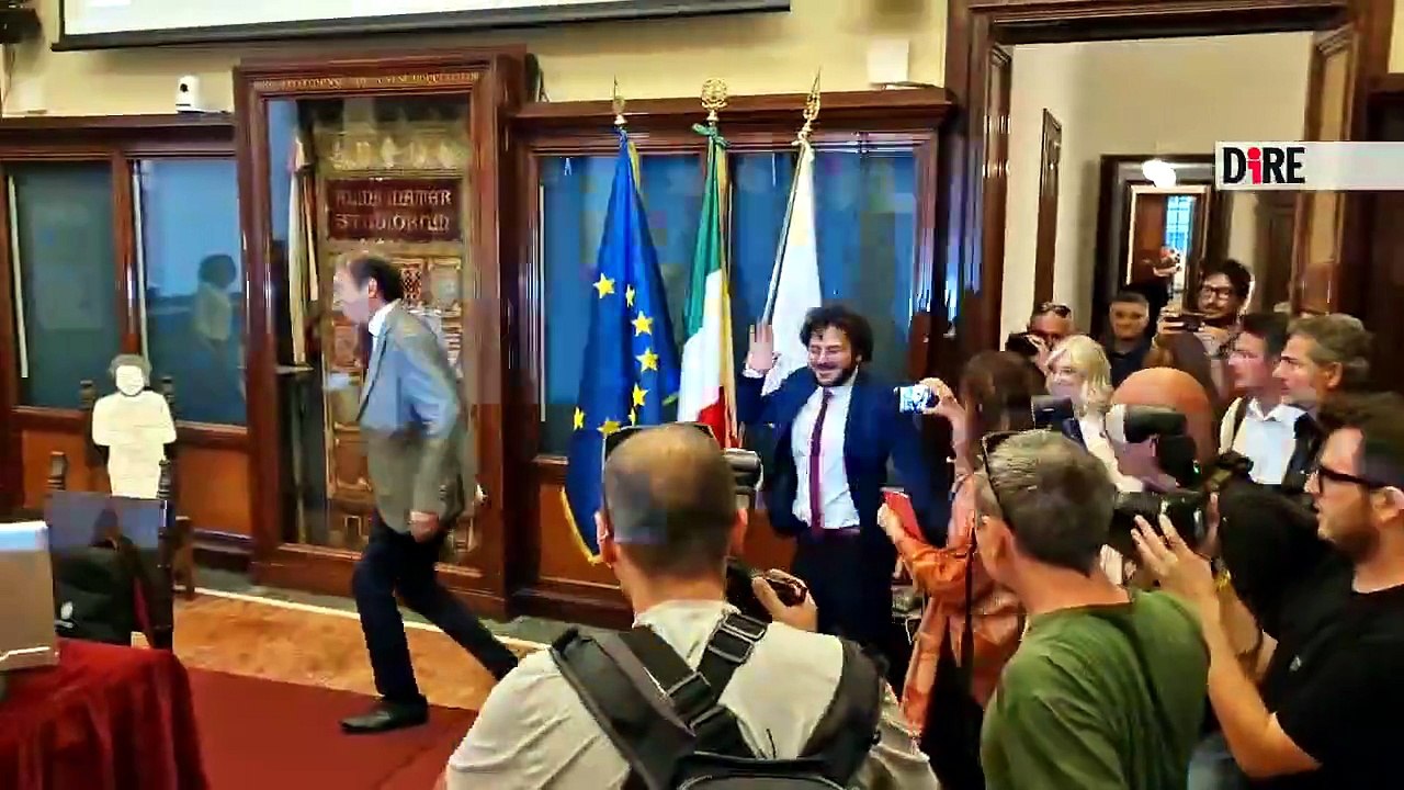 VIDEO | Patrick Zaki a Bologna: "Giustizia per Giulio Regeni"