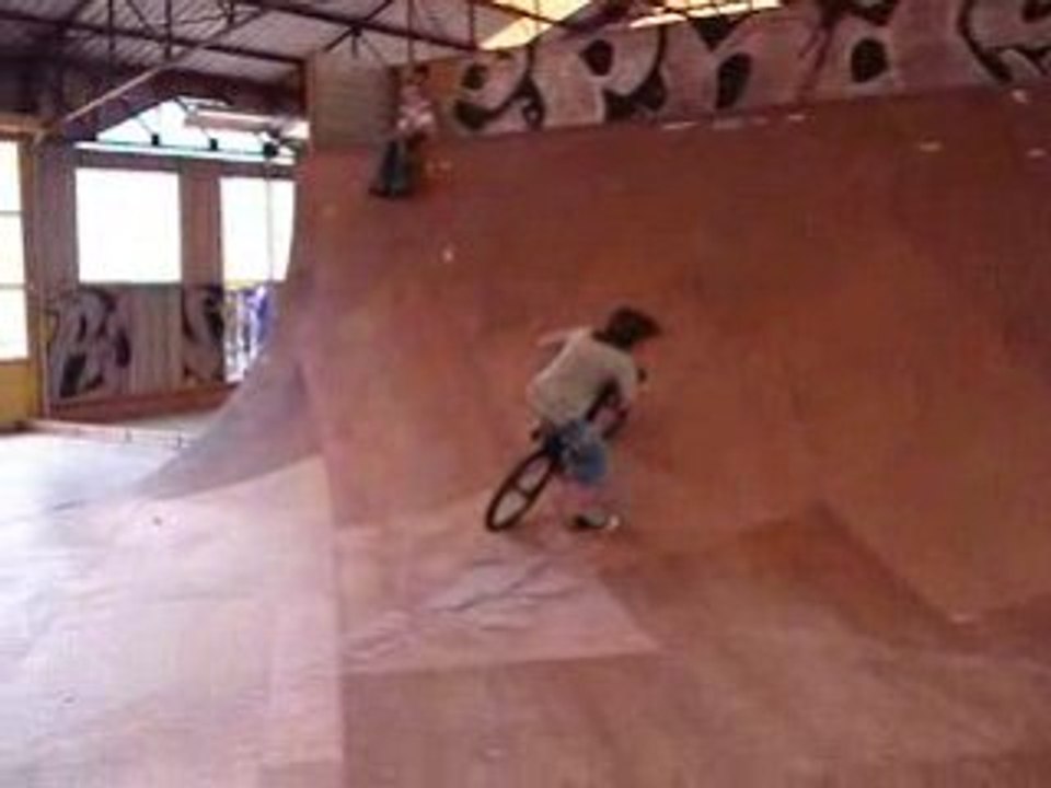 MOV05524