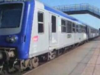 Arrivée et départ de TER d'Auffay