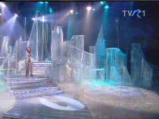 Laura Stoica - Ingerii nu Plang.avi