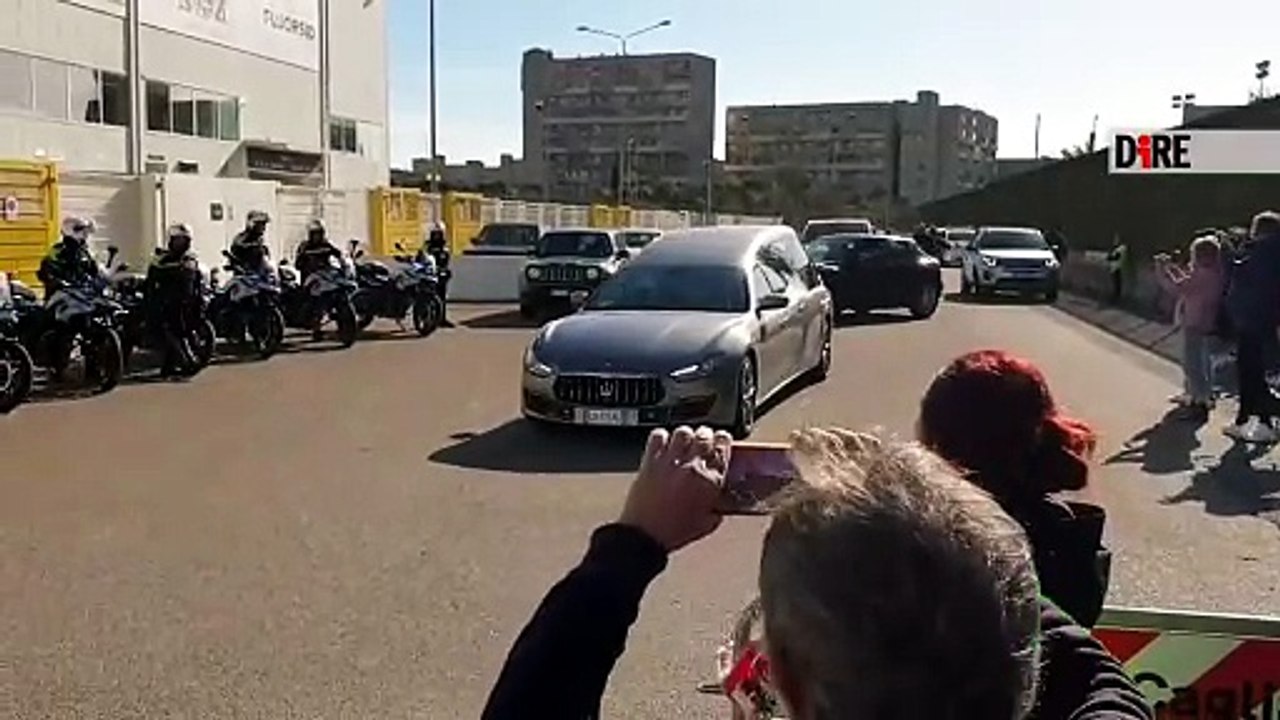 FOTO | VIDEO | Addio a Gigi Riva, la camera ardente allo stadio di Cagliari. Lutto cittadino per due giorni