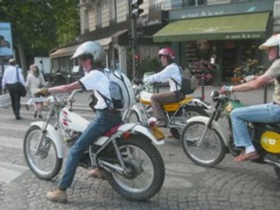 Traversée de Paris en Yamaha TY