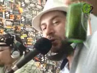 "Ultra festifs" SVINKELS  en live