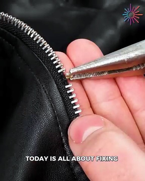 Let us show you how to fix a zipper in the easy way!