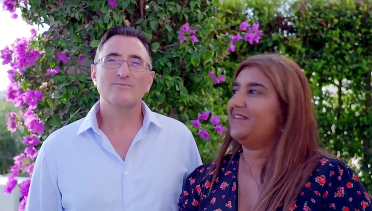 Sun, Sea and Selling Houses S09E06