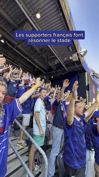 Écoutez comment ça résonne dans tout le stade 😳