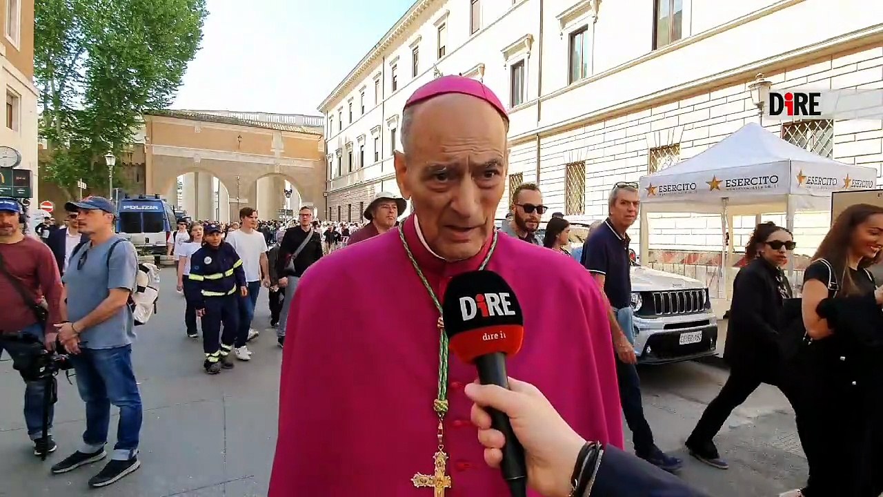 Papa, mons. Sorondo: "Speriamo che il funerale sia un momento di pace"