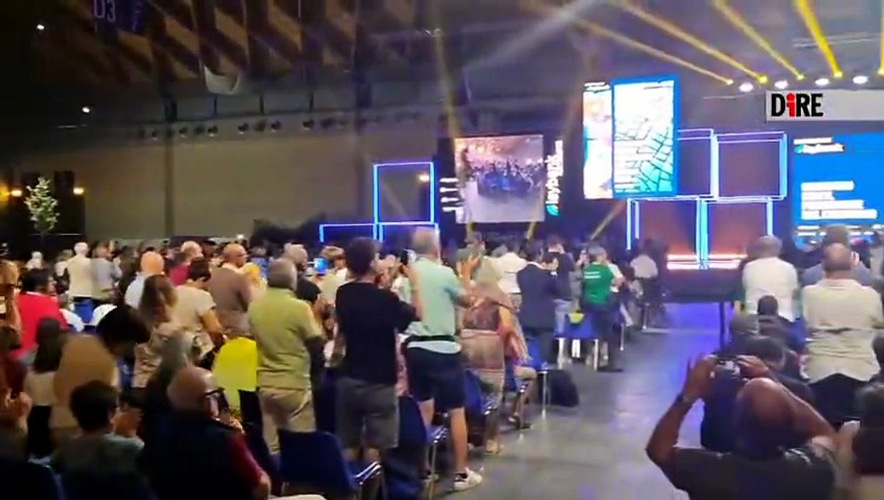 Doppia standing ovation al Meeting di Rimini per Meloni