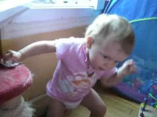 Marie-lou fait le ménage