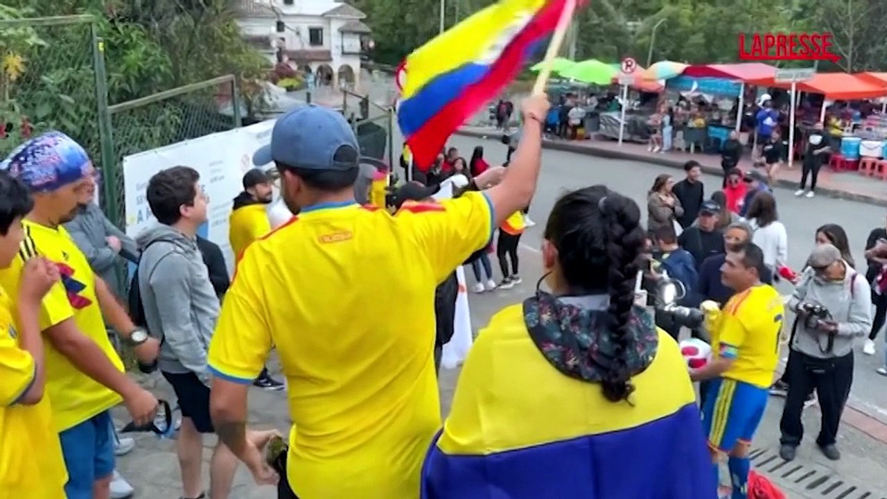 Mondiali, tifosi della Colombia scalano il Monserrate contro la macumba del Ghana