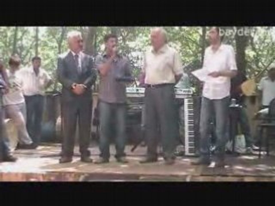 BAY-DER 2008 piknik Konuklara odul