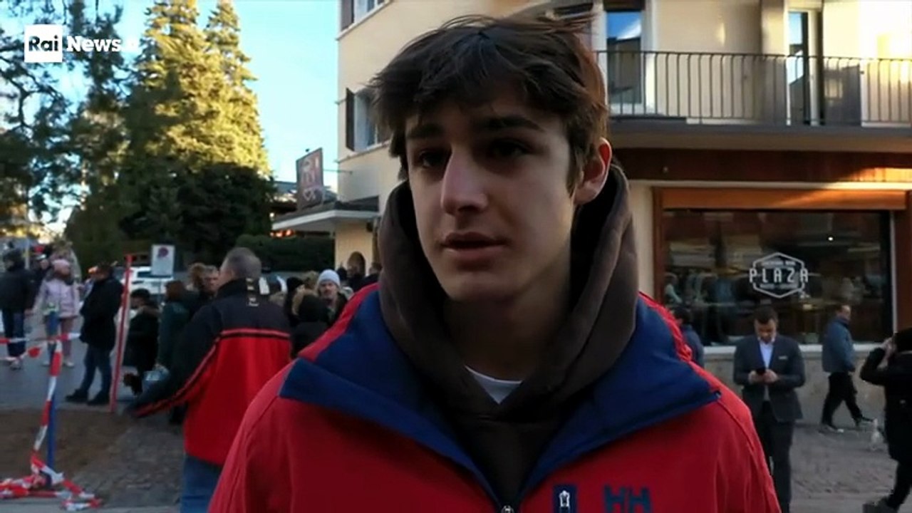 Crans-Montana, il racconto di un giovane italiano: "Portavano bottiglie di champagne con le candele, poi il locale ha preso fuoco"