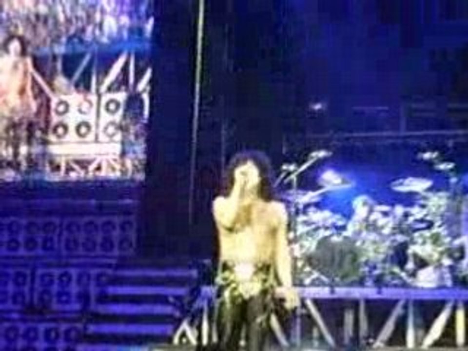 Fin solo Eric Singer + Jeu Paul Stanley - KISS 17 juin 2008