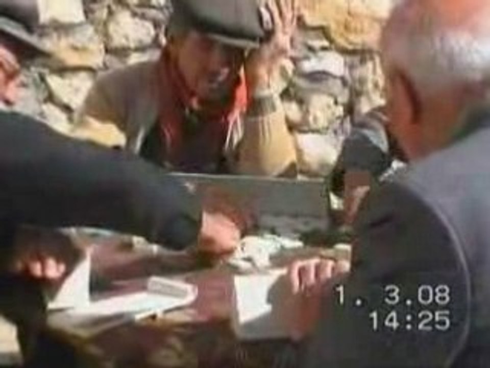 Caltibozkir-koyu-yenicikti-mahallesi-kahvehane