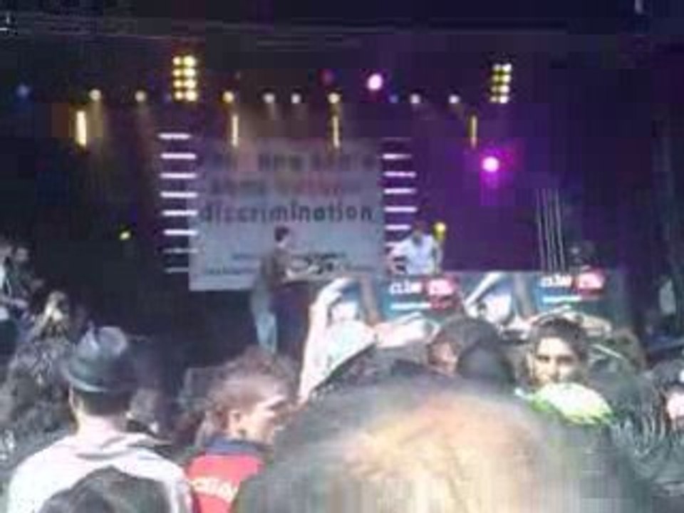 Gay Pride 2008 Paris - Martin Solveig - Place de la Bastille