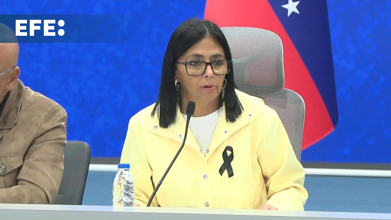 Delcy Rodríguez anuncia conversaciones con EEUU y el FMI para reconstruir infraestructura