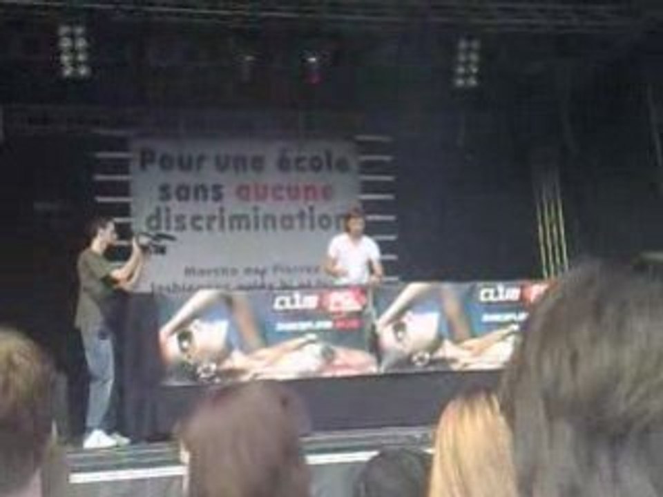 Gay Pride 2008 Paris - Martin Solveig - Place de la Bastille