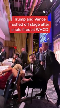Vance (e subito Trump) vengono portati fuori dopo gli spari: video @MSNOWNews