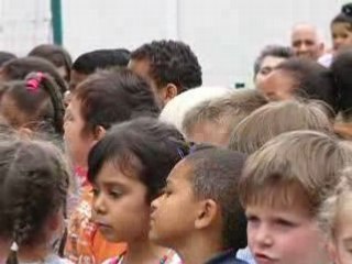 Y'a des gens qui passent