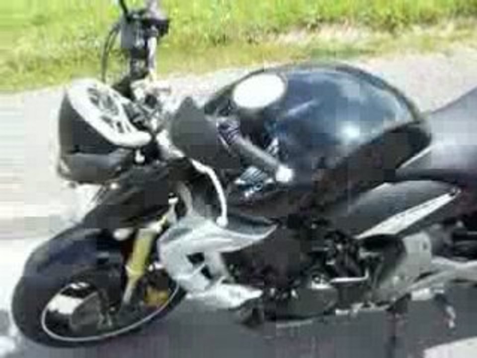 mégaphone avec chicane hornet 2007