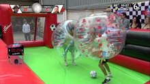 Cascarita en pelotas termina en goliza