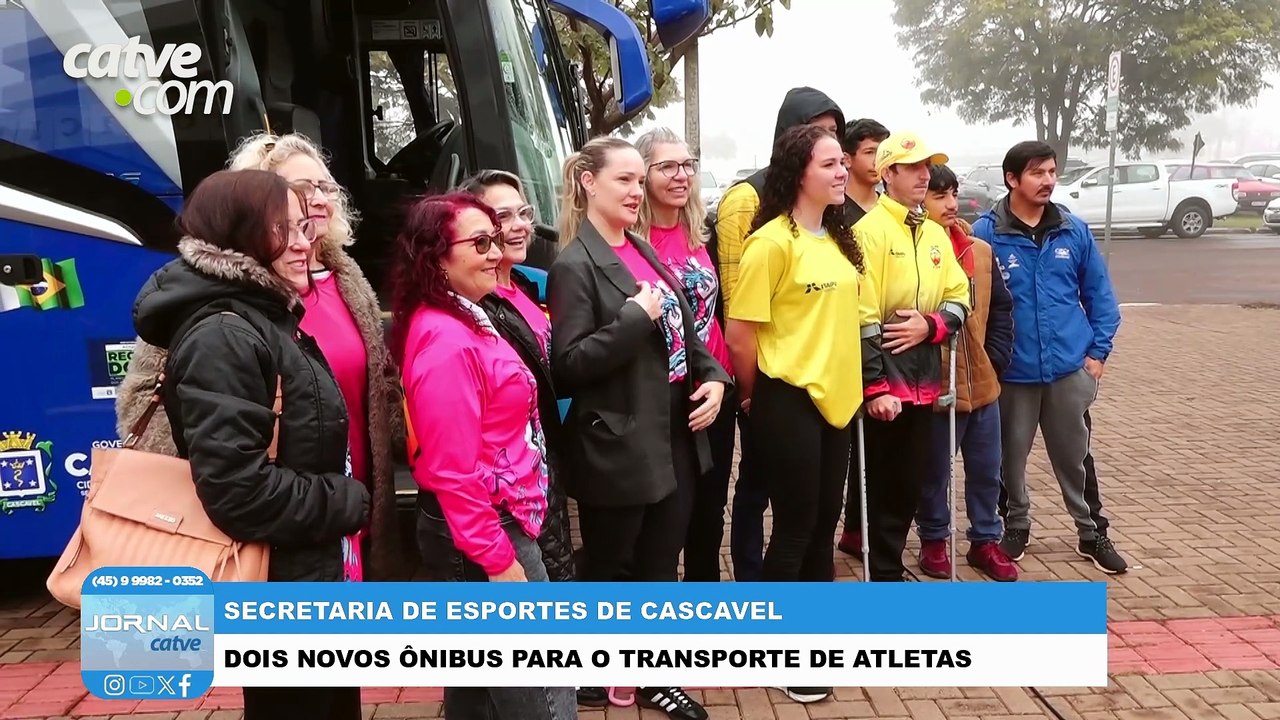 Cascavel recebe dois novos ônibus para transporte de atletas