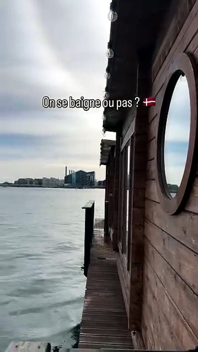On se baigne ou pas ? 🇩🇰 Green Island CPH #danemark.mp4