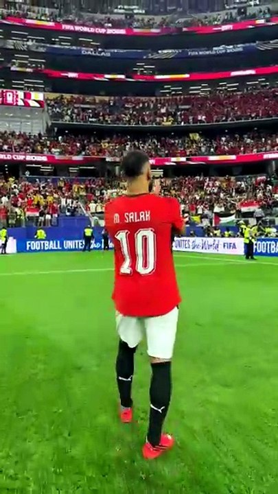 Joyful tears for Mo Salah. 🥹🇪🇬