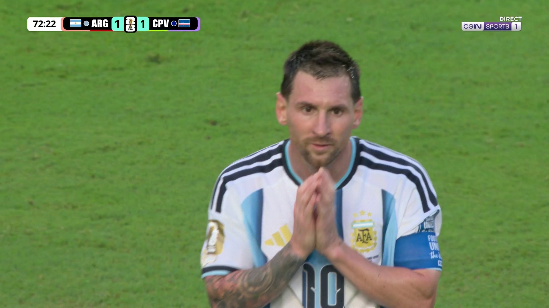 Coupe du Monde 2026 : Vozinha encore héroïque sur un coup franc de Messi face à l'Argentine !