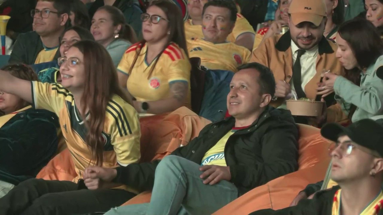 ¡LOCURA en BOGOTÁ! Fans de COLOMBIA reaccionan...