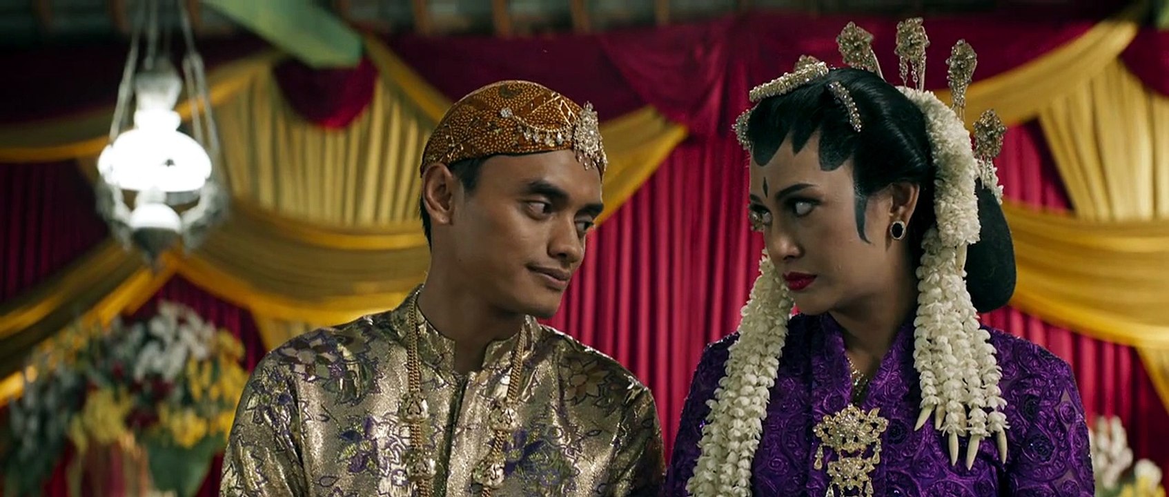 Perempuan Pembawa Sial 2024