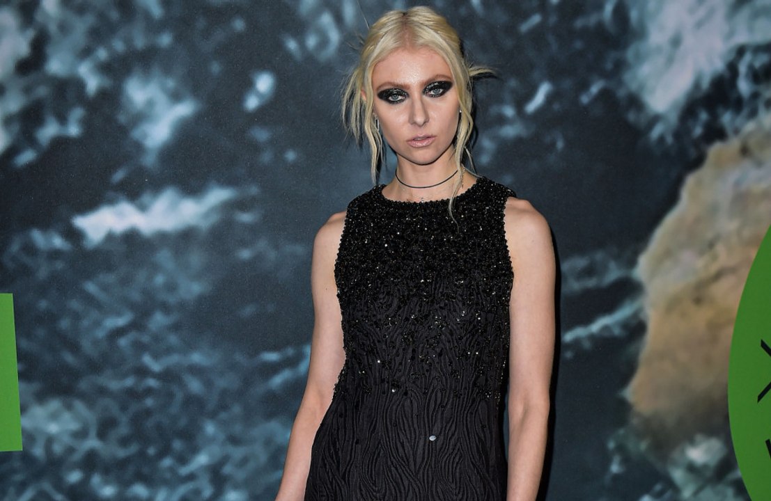 'komme zurecht': taylor momsen nutzt songwriting als therapie
