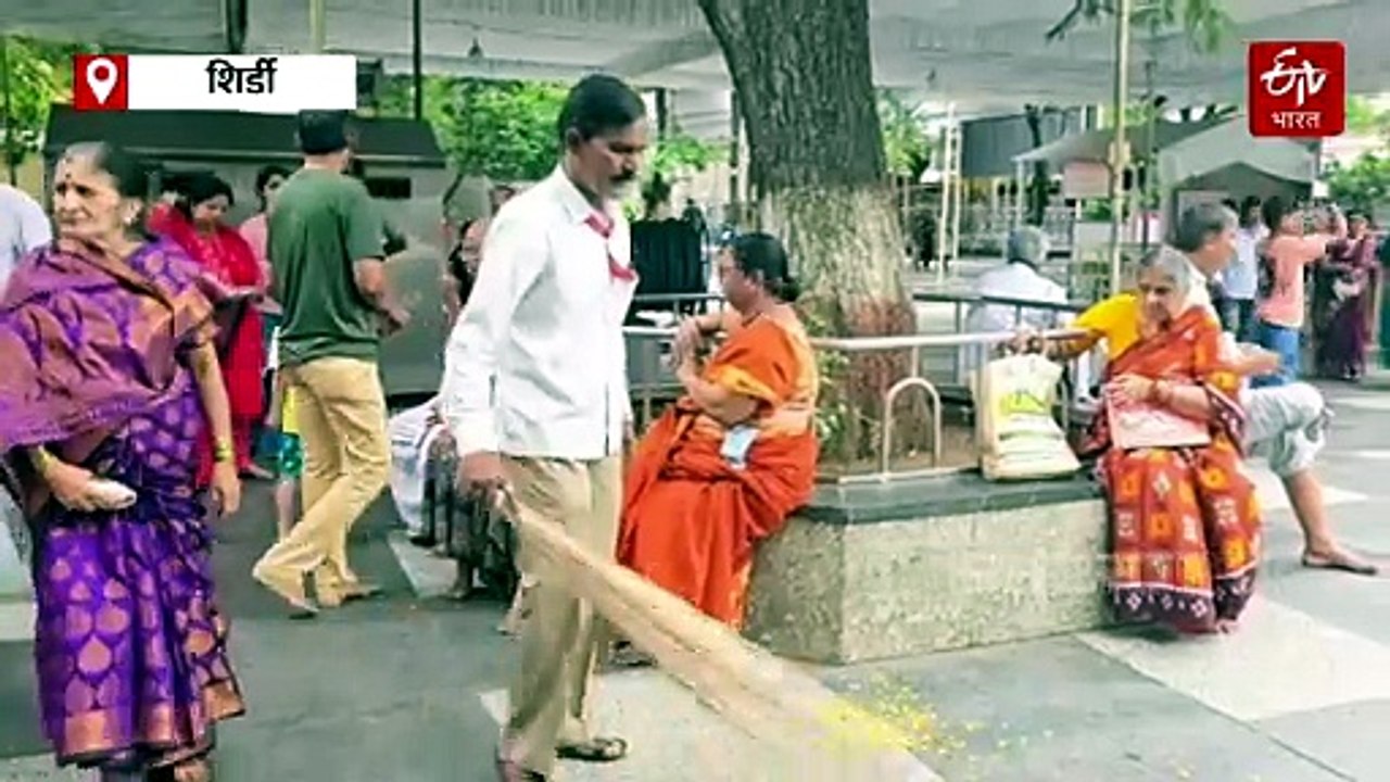 शिर्डीत कर्मचाऱ्याचा प्रामाणिकपणा! जर्मनीहून आलेल्या साईभक्ताची दागिने अन् व्हिसा असलेली पर्स केली सुखरूप परत