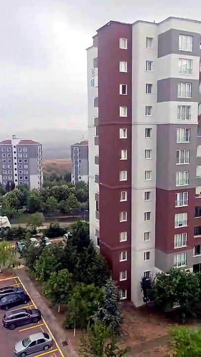 Kocaeli’de gökyüzü sabah saatlerinde değişti: Beklenen yağmur kente giriş yaptı