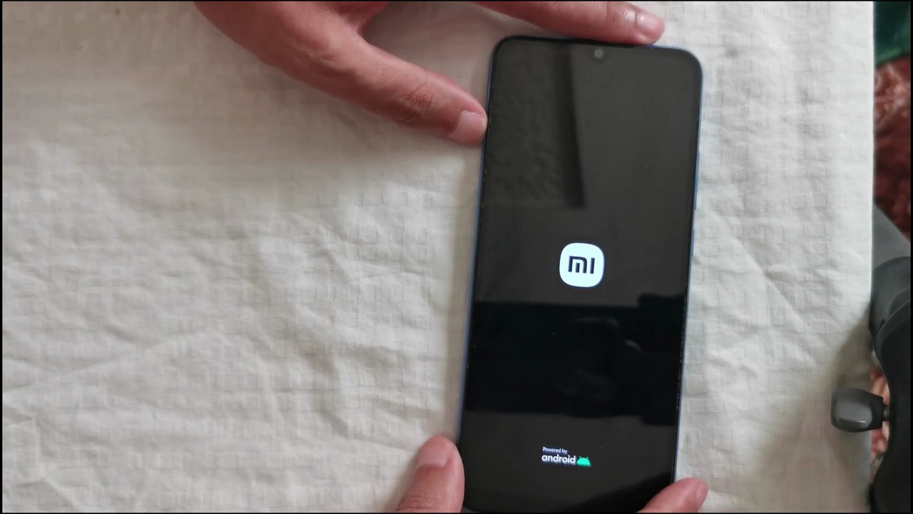 حل مشكلة توقف هاتف شاومي عند شعار MI أو Xiaomi نهائياً