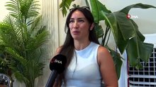 Veterinerlerin ''yaşaması imkansız'' dediği kedi, denize girdi, kayak yaptı...